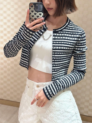 Freya顶版！驴早春新款小香风黑白条纹针织圆领修身长袖短款开衫