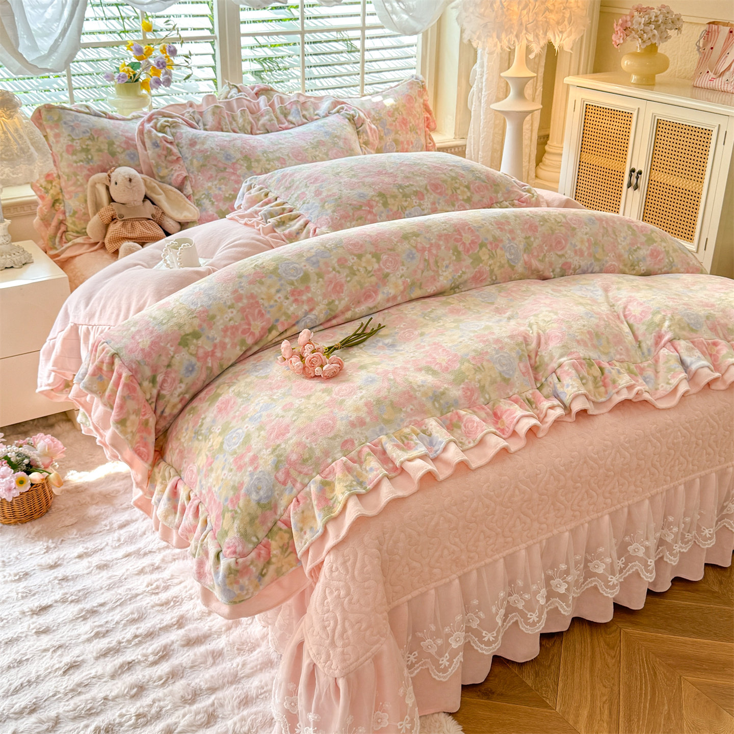 韩版双花边牛奶绒四件套双面加绒加厚被套夹棉床裙床盖防静电床品