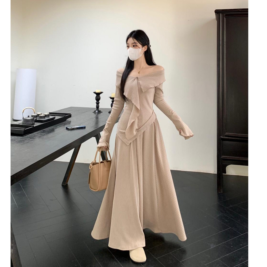 法式一字肩针织连衣裙女2026年春季新款高级感不规则长裙两件套装