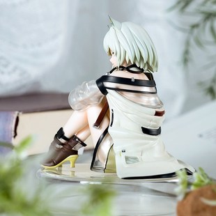 凯尔希手办 明日方舟 压泡面手办 坐姿 美少女 动漫 机箱模型摆件