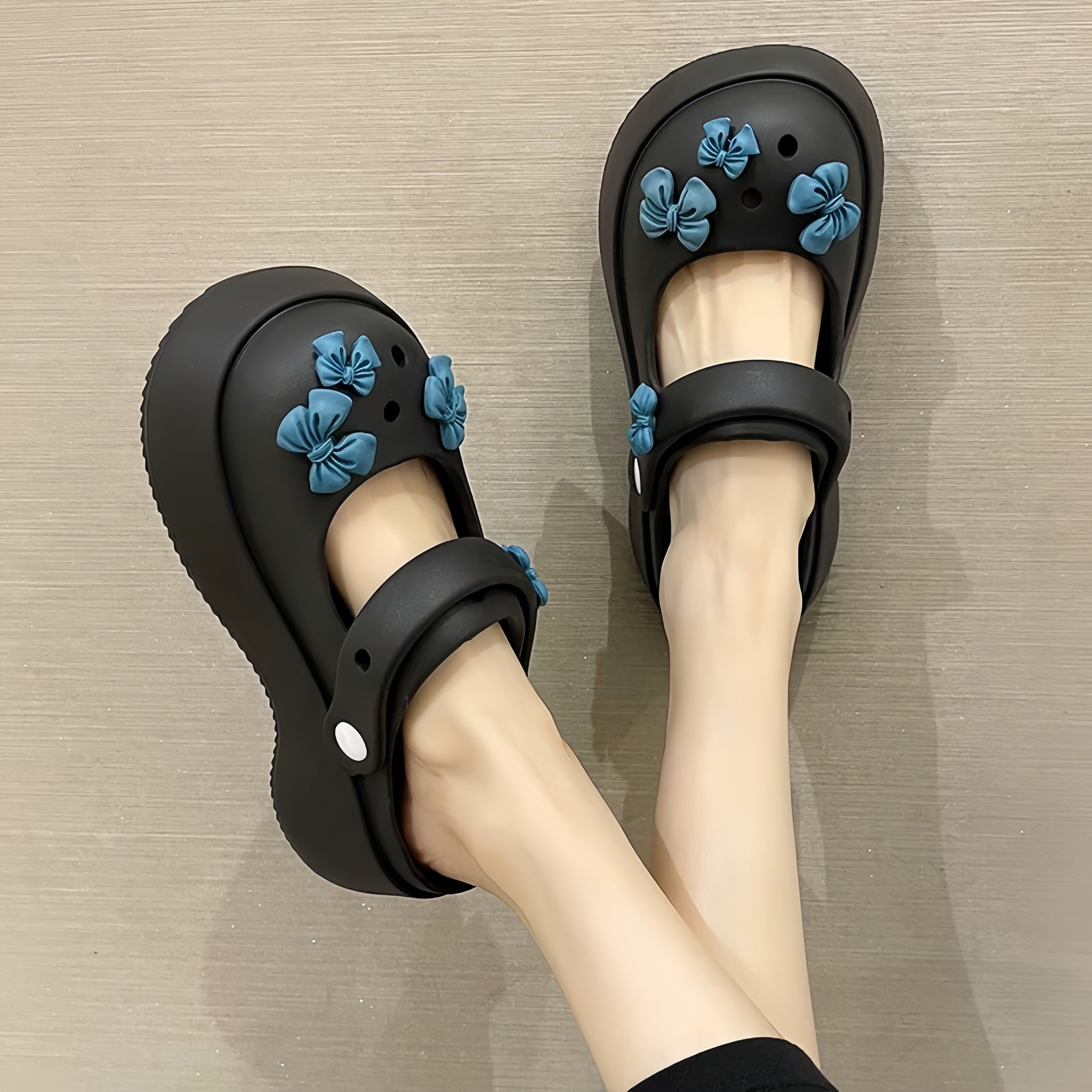 洞洞鞋凉鞋女外穿夏季可爱蝴蝶结松糕厚底增高两穿防滑包头拖鞋
