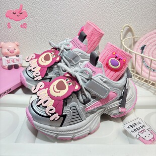 2025年冬季新款超火运动鞋今年流行爆款老爹鞋女童中大童皮面鞋子