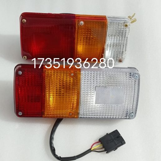 徐工XP263 303 203 163胶轮压路机三色后尾灯 组合灯 转向刹车灯