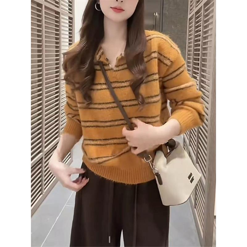 漂亮橘色条纹针织衫女慵懒