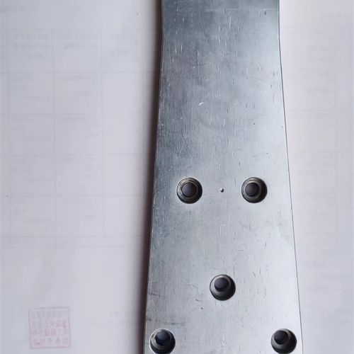 172主板固定板