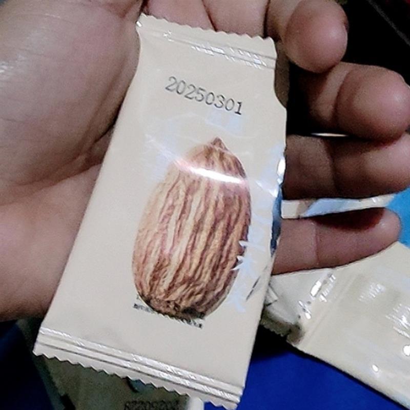 麦缘盛坚果脆饼腰果巴旦木芙脆巧克力椰片薄脆饼干休闲零食