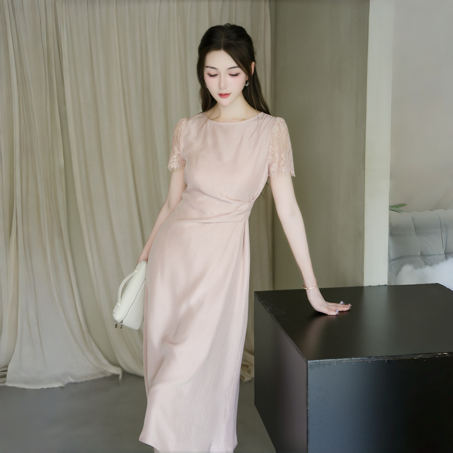 COCO BECCI【高智佳人】100醋酸温柔气质显瘦蕾丝袖短袖连衣裙女