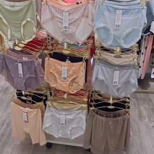 服粗店挂衣文展内架衣内加裤示服式形装胸旋地转中落岛货架心子