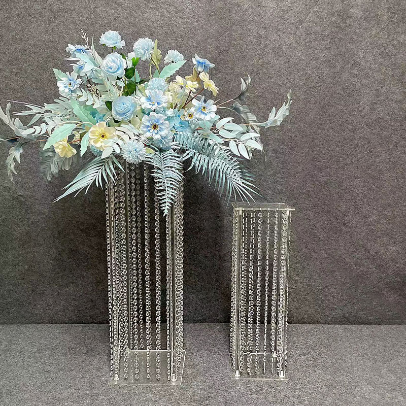 婚庆道具亚克力透明烛台水晶珠帘花架餐桌摆件T台路引创意装饰件