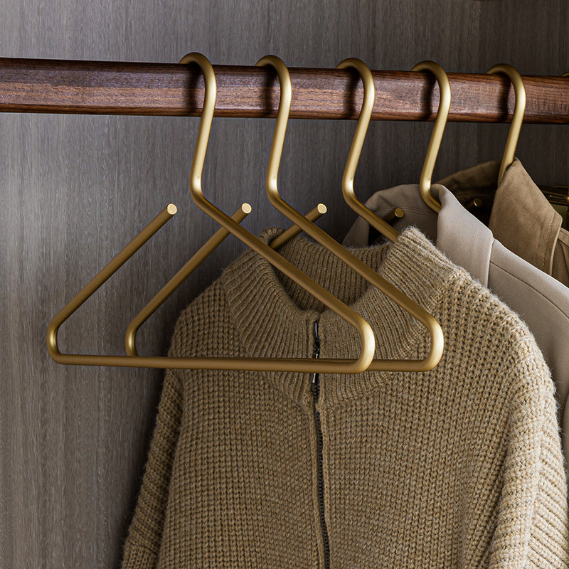 太空铝实心加粗衣架家用轻奢衣柜衣挂西装大衣衣服撑高端衣架子 - 封面