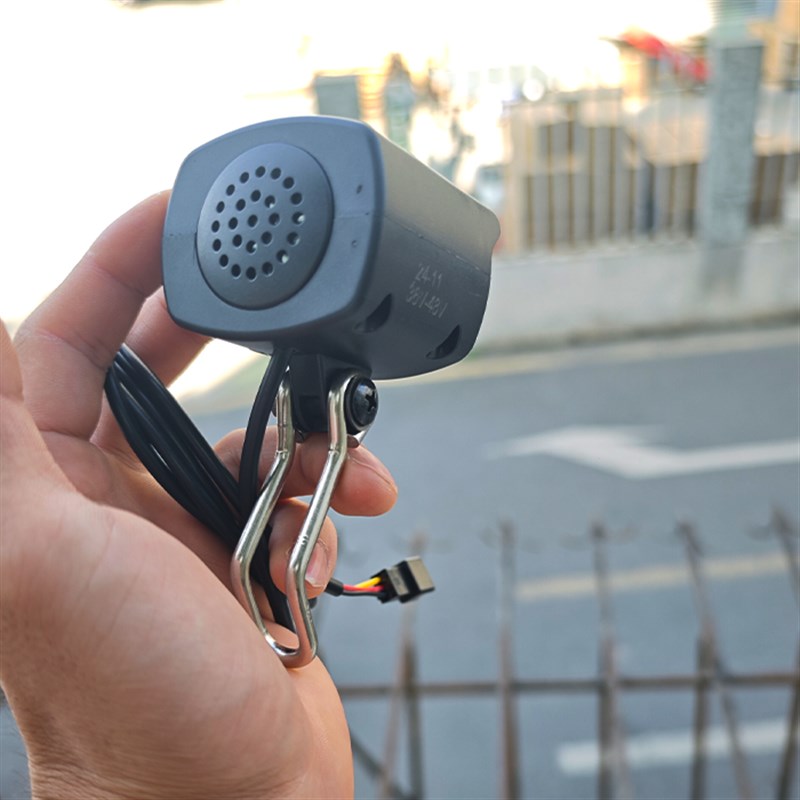 代驾车灯 超亮折叠电动车锂电车led大灯喇叭二合一强光48v60v通用