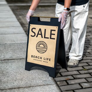 a字板广告牌立架定制 路边立式双面logo可移动折叠金属手提展示架