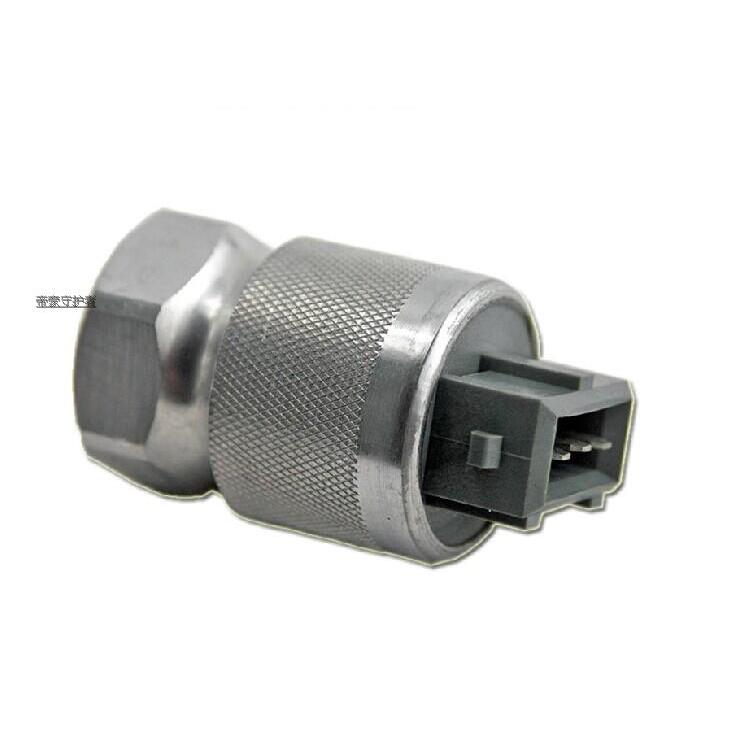 适用于上海华普郎风海峰海尚海域海迅里程表传感器车速转速传感器