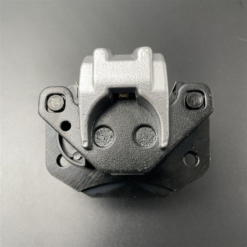 适用 阿普利亚 GPR125 GPR150 GPR250 APR150 CR15 后刹车泵 碟刹
