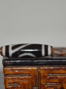 天然一眼靠山天珠黑白色高油包浆手工藏式天珠锁骨链正品