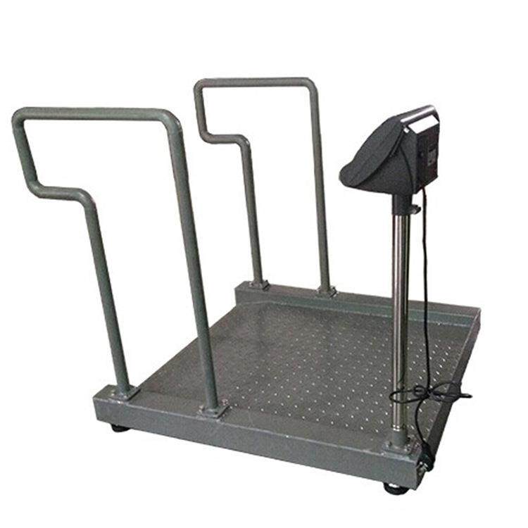 透析室轮椅秤300kg医用轮椅体重电子秤带双扶手斜坡轮椅秤300kg