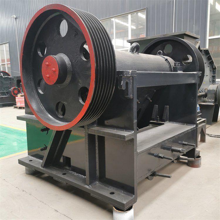 颚式破碎机矿山石头煤矸石鄂式碎石机大型移动式鄂破一体机价格