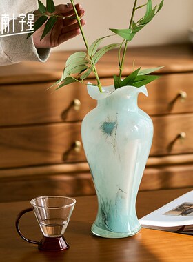 新品5折 蓝色中古芬顿玻璃v花瓶中式插花客厅高级感琉璃摆件 空青