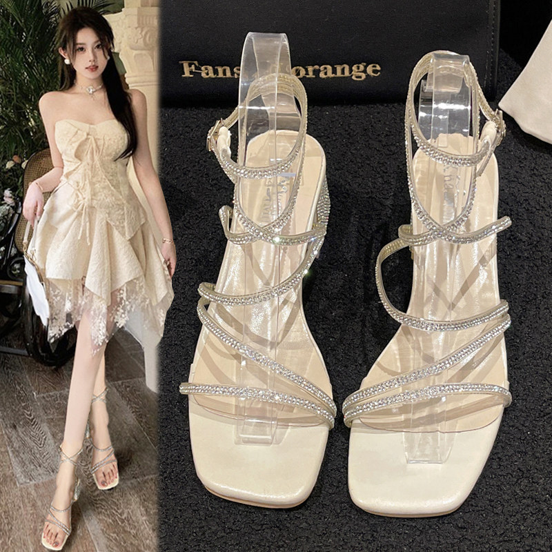水钻凉鞋女2026年夏季新款粗z高跟一字带绑带蛇形缠绕女士罗马鞋
