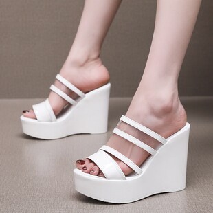 坡跟超高跟防水台凉拖厚底试衣B间拖鞋漆皮鱼嘴凉鞋松糕跟沙滩鞋