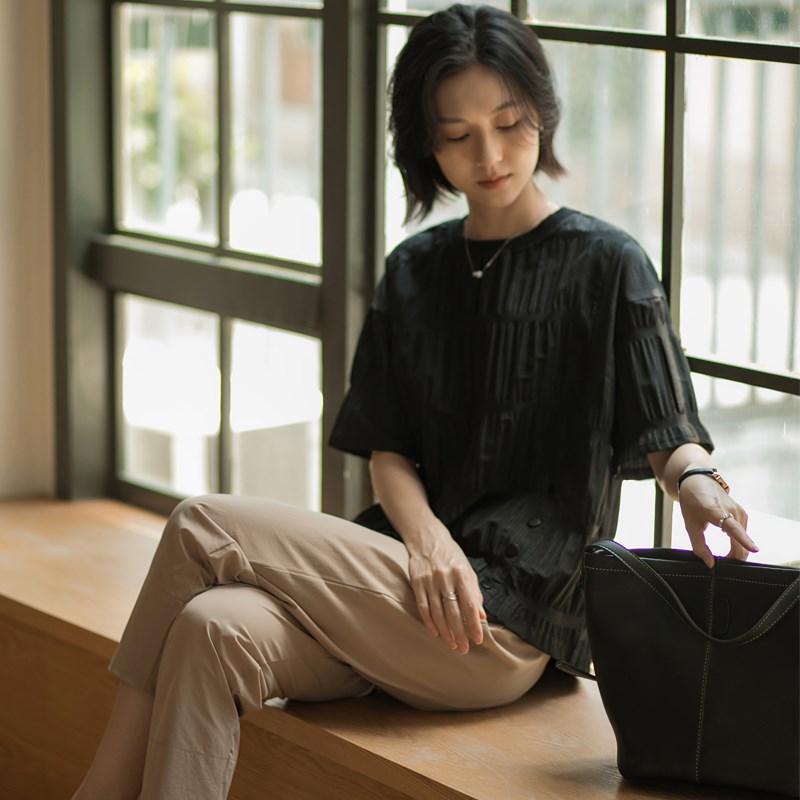 无谓韩式文艺2024夏季新款女装圆领休闲气质黑色T恤女上衣