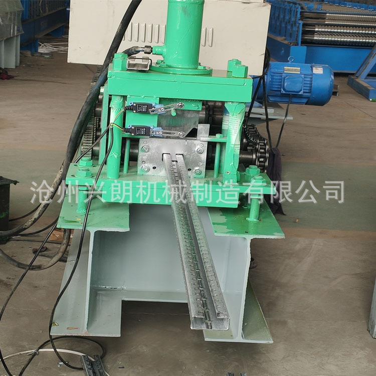 冷弯全自动冲孔切断机C型冷弯辊压成型机Z型钢辊压成型机设备
