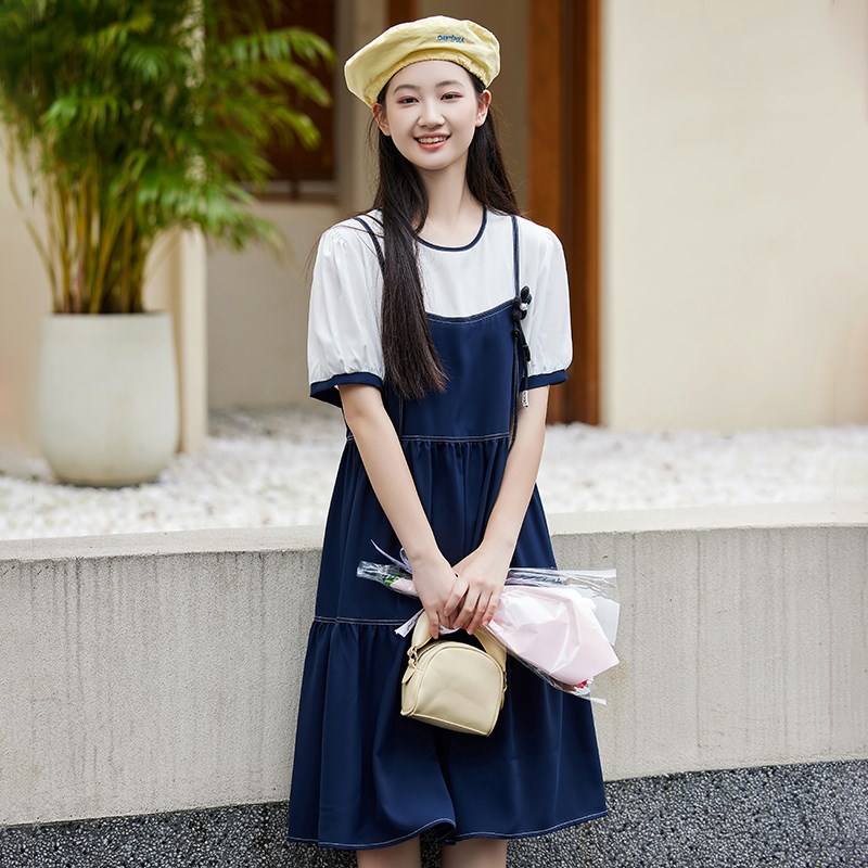 少女大童连衣裙夏季新款2024学院风高中初中学生假吊带裙中长款裙