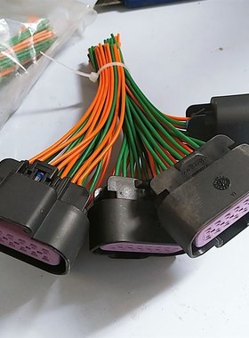 天纳克尿素泵插头 14孔尿素泵总成插头线束插座 德尔福15326856