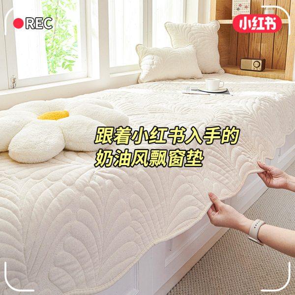 飘窗垫2024新款奶油风卧室主卧四季通用坐垫定制阳台垫子可拆洗