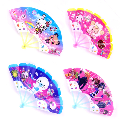 儿童扇子卡通折叠扇学生手持可爱夏季随身手摇折扇小卖部吊板玩具