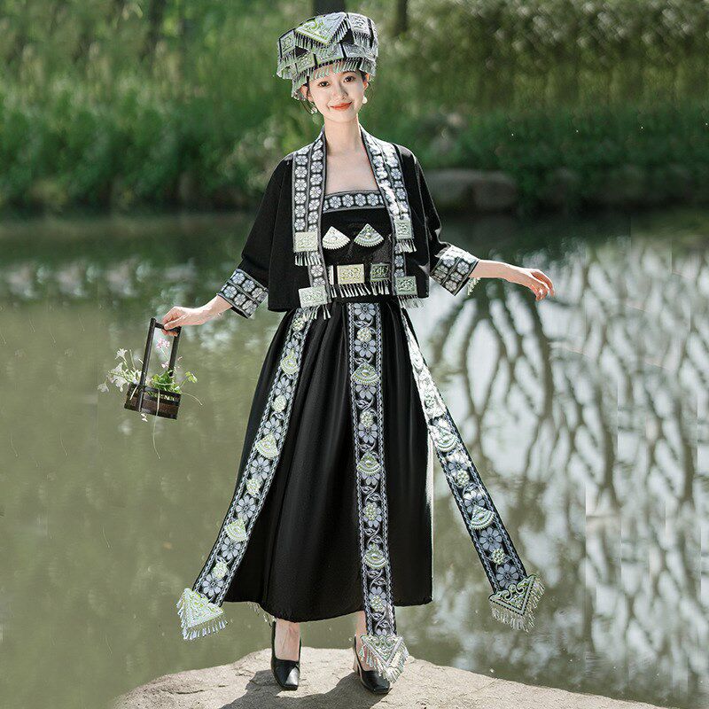 苗族服饰少数民族苗疆抹胸x云南贵州旅游拍摄影服装成人女