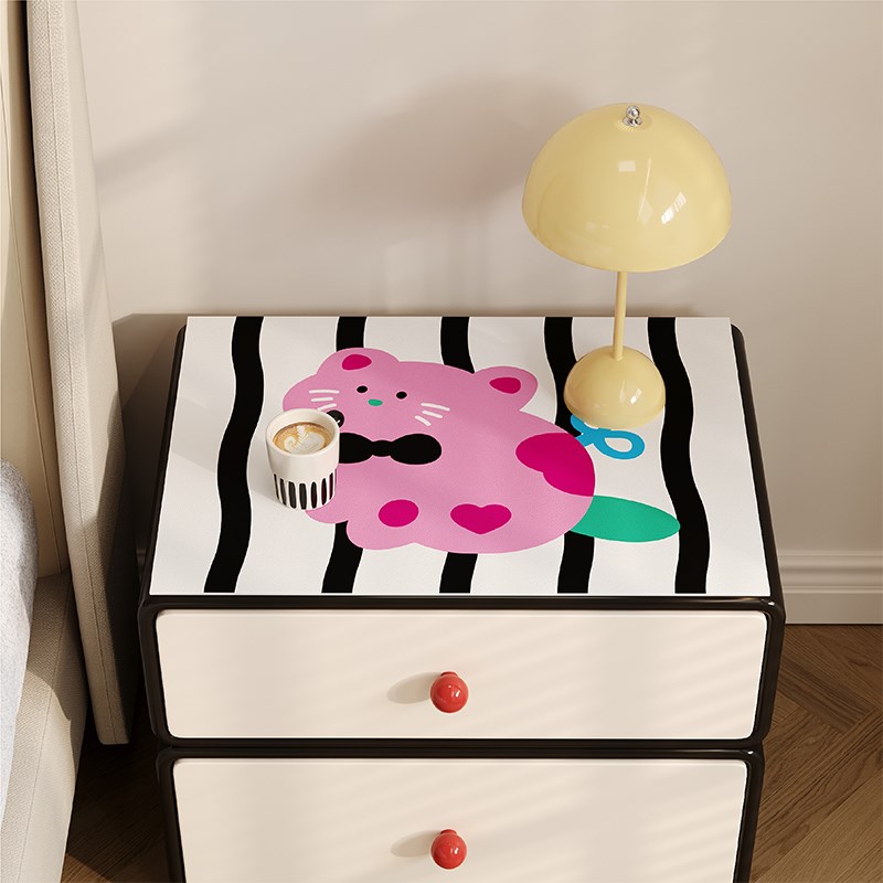 韩式粉色小猫床头柜垫皮革垫桌布防水防油防烫盖布高级感防尘罩套