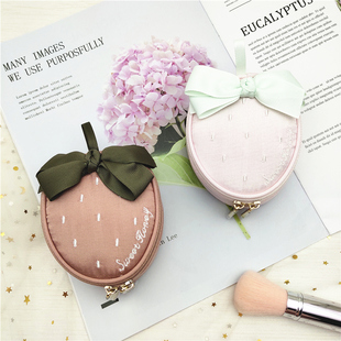 甜美可爱大草莓造型首饰盒可挂旅行便携布艺N首饰手表手镯收纳包