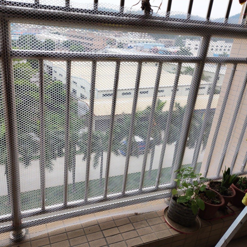 塑料网格家用阳j台窗户防护网 防抛物网 封防盗窗S塑料网拦猫围栏