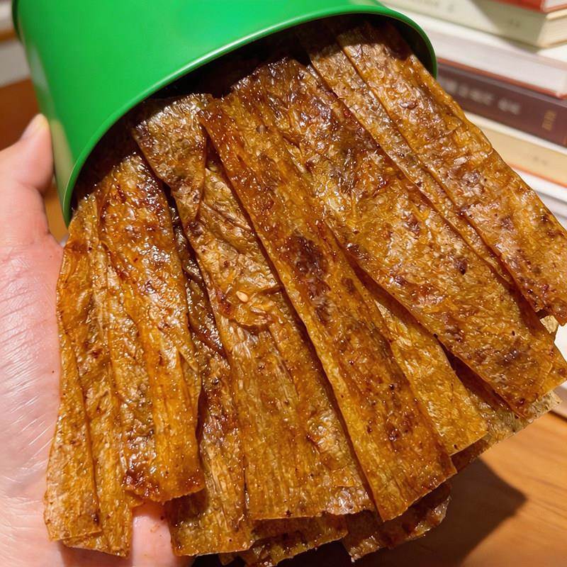 速冲~问爆了!超过瘾香辣豆皮大辣片辣条网红童年记忆休闲小零食