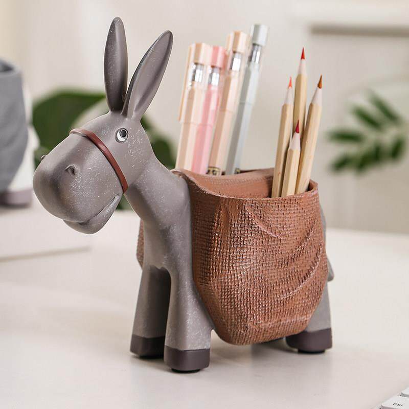 书房办公室可爱摆件笔筒收纳小装饰品驴创意个性书桌电脑桌面摆设