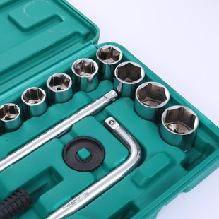 32件套套筒组套套筒扳手火花塞工具组合套装 汽修车用工具箱