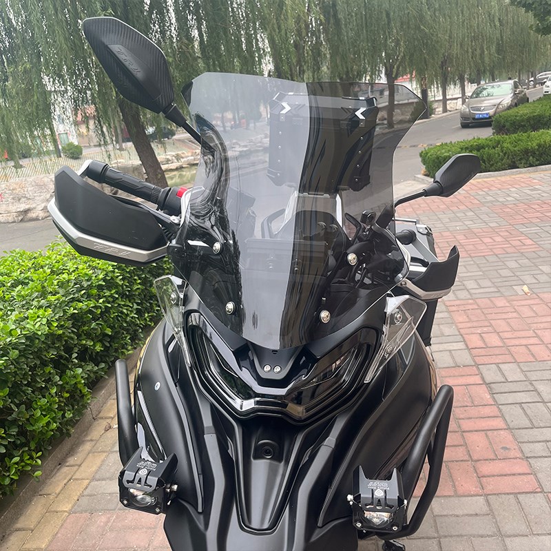 适用贝纳利TRK702前风挡玻璃702X专用改装挡风板金鹏加高挡雨板