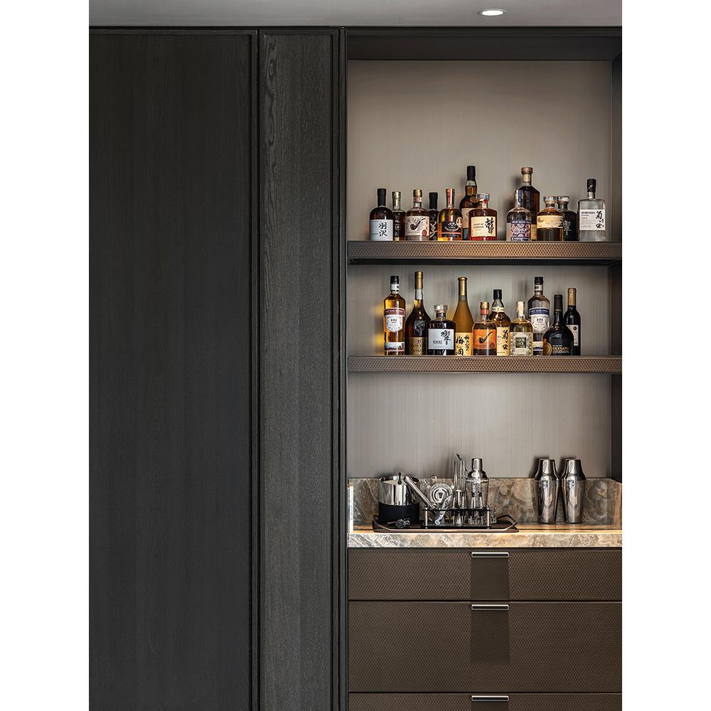 现代展厅样板间酒柜装饰真洋酒红酒道具假酒样板房橱柜陈列摆件品