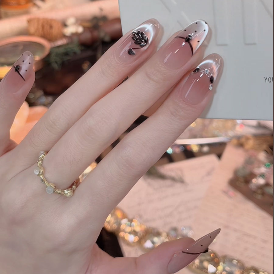 可拆卸气质高级感穿戴甲轻奢显白