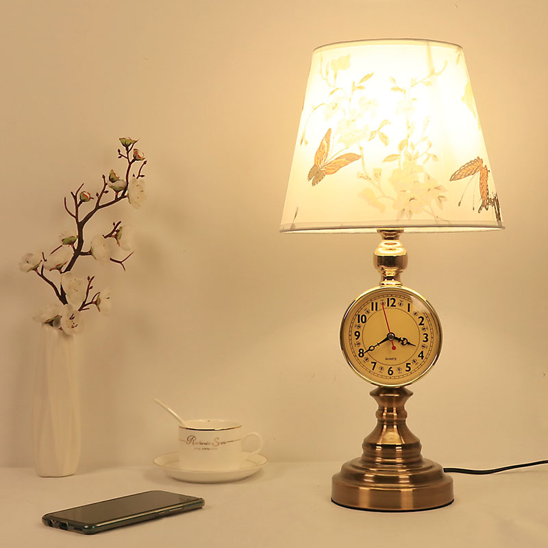 欧式复古台灯卧室床头房间美式简约装饰灯具灯饰古铜色带钟表台灯