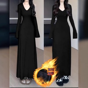 【350克棉加绒加厚】茶香可颂长款针织连衣裙时尚收腰修身秋冬