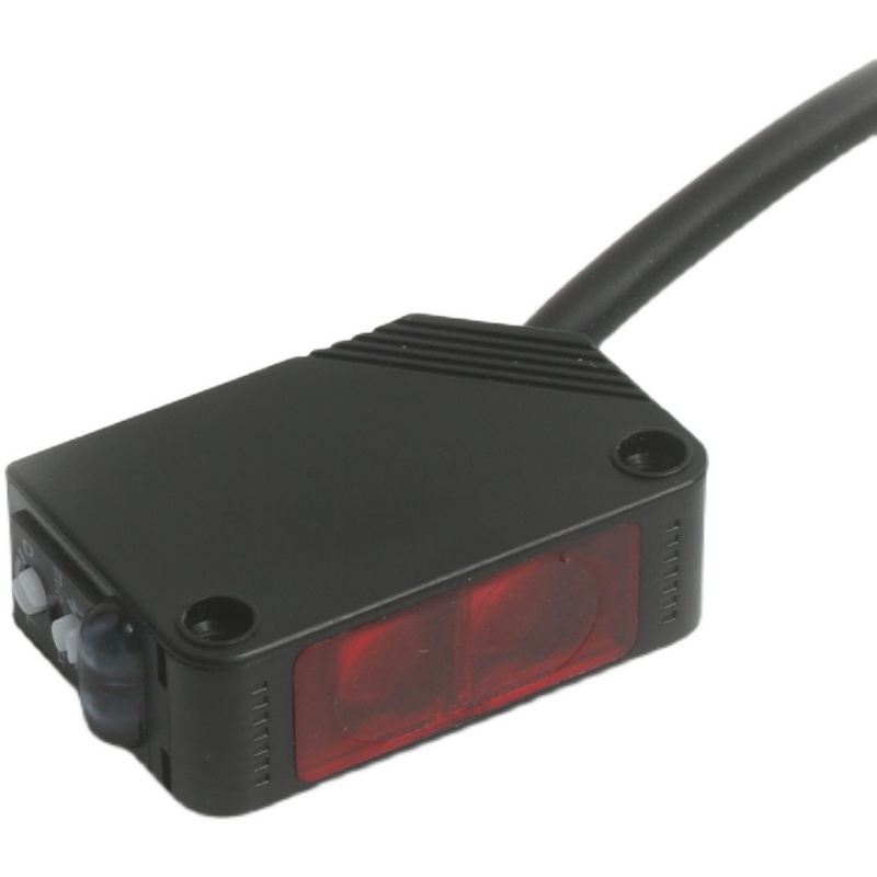 感应开关E3Z-D61漫反射光电开关D62 D81 D82方形红外线传感器24V