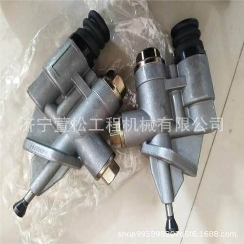 ZD220-3中联推土机配件07102-20306软管