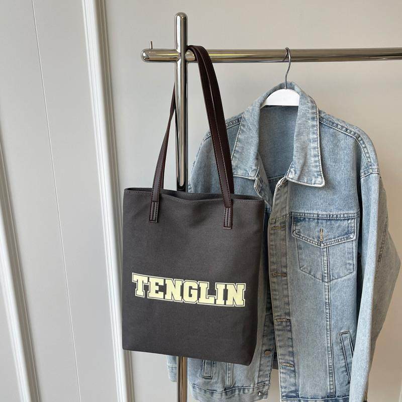 推荐帆布包包女大容量2025新款休闲单肩包夏天流行学生上课通勤托