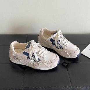 推荐内增高德训鞋女2025秋季新款厚底透气网面慢跑阿甘鞋轻便运动