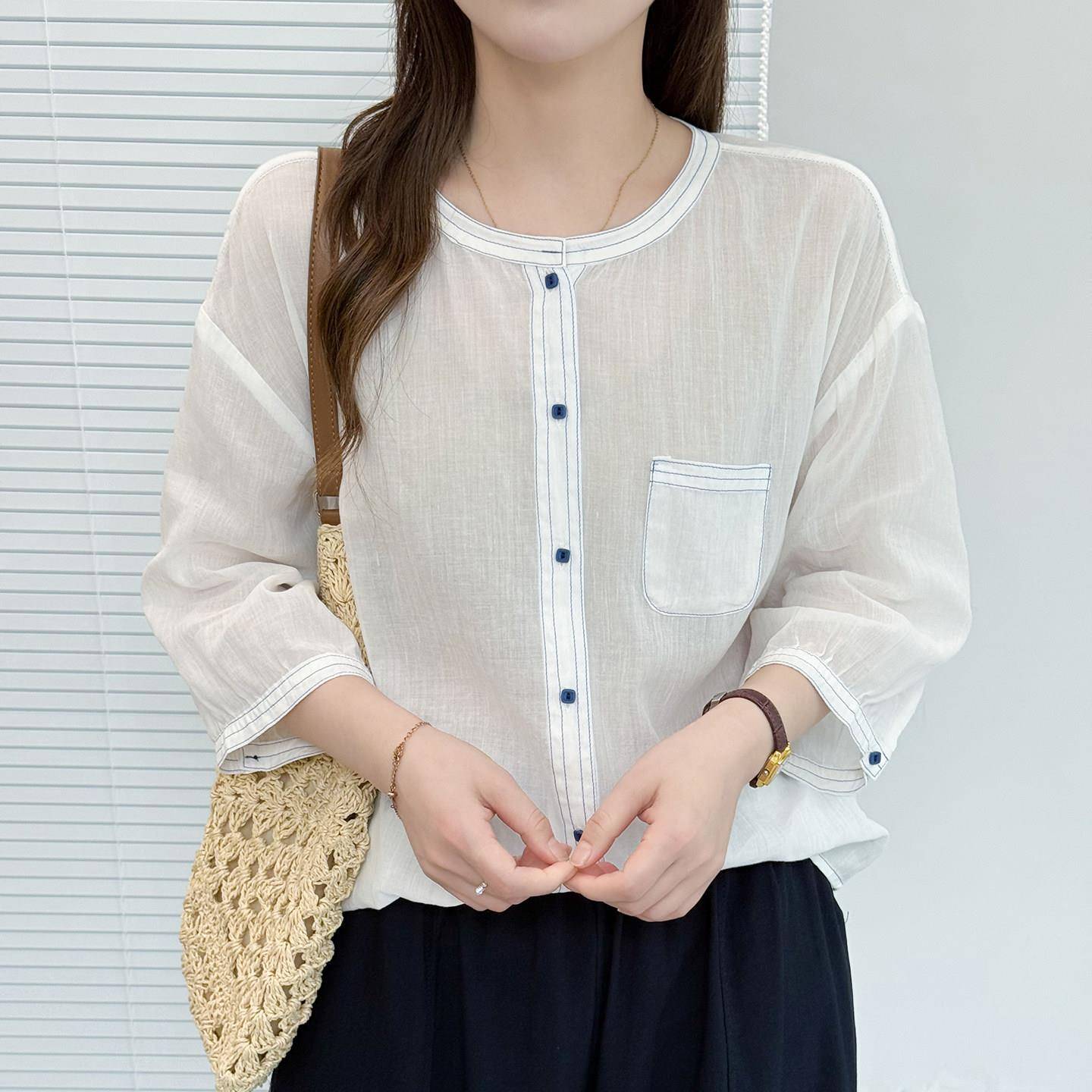 极速休闲慵懒风棉麻七分袖衬衫女圆领单排扣明线百搭文艺上衣
