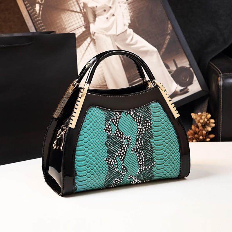 推荐真皮女包2025新款时尚潮饺子包高档气质百搭蛇纹手提单肩斜挎