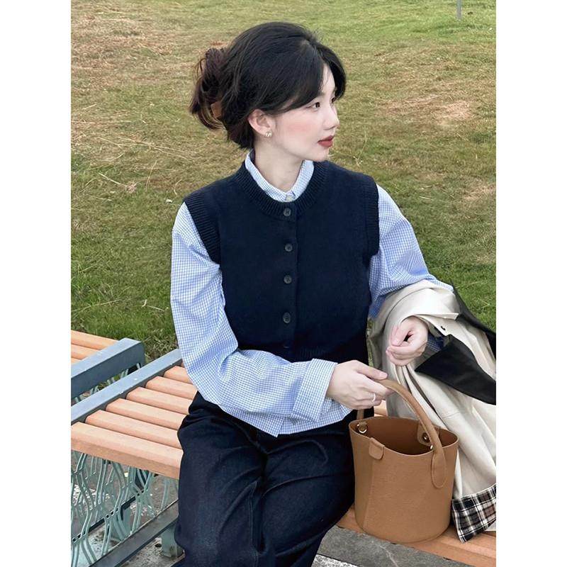 推荐韩系高级感藏蓝色针织马甲背心女秋冬季叠穿加厚无袖坎肩开衫