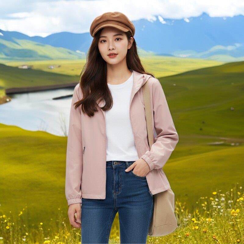 极速春秋短款外套女时尚洋气连帽宽松休闲冲锋衣大码两层防水防风